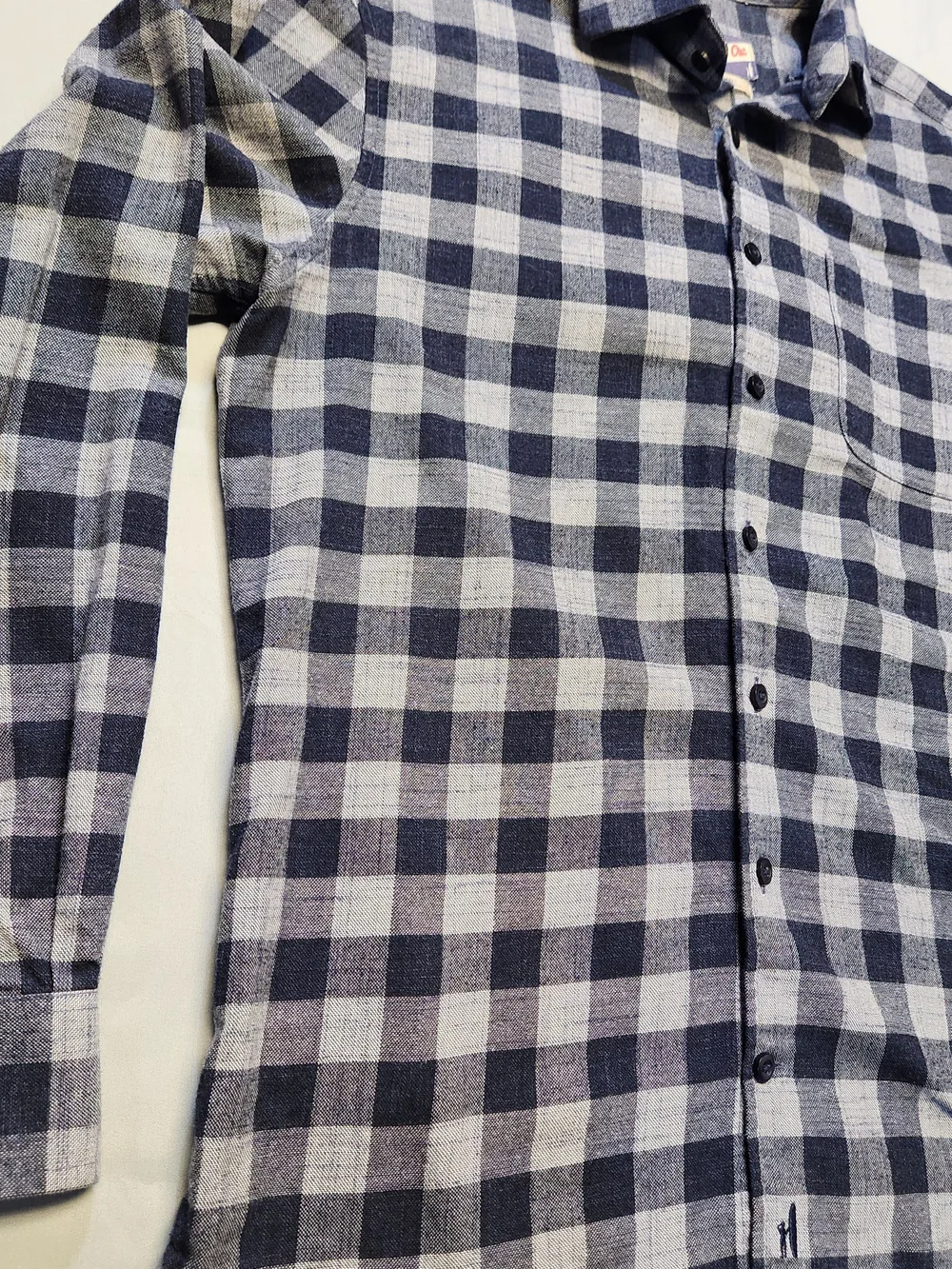 JOHNNIE-O Hangin' Out Plaid Button Down Flannel Gray Blue Small Orion L/sleeve